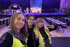 b_Helfer-und-Personen-Turnshow-2025-3